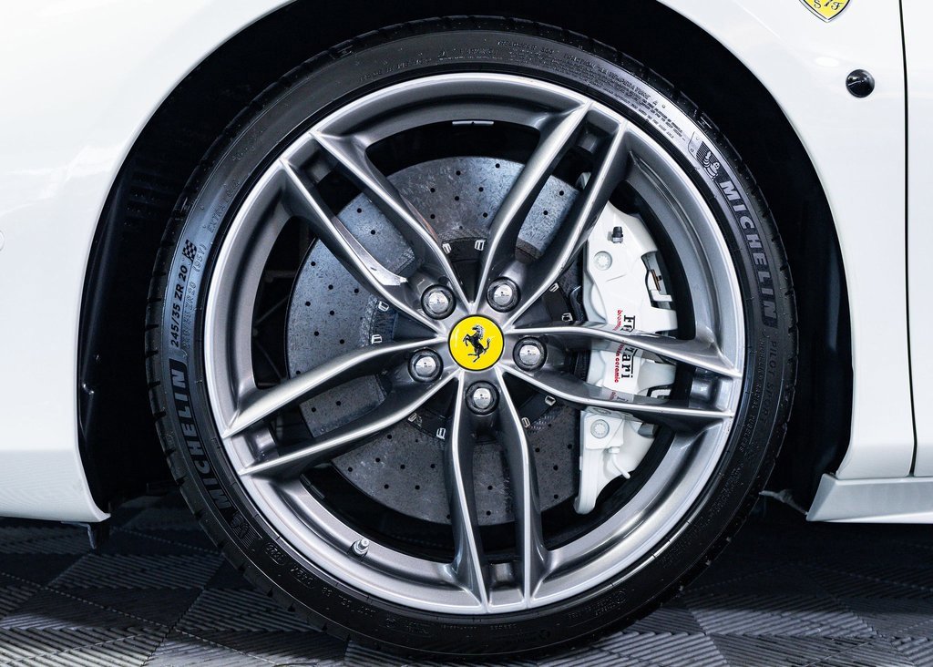 Certified 2018 Ferrari 488 GTB image 5