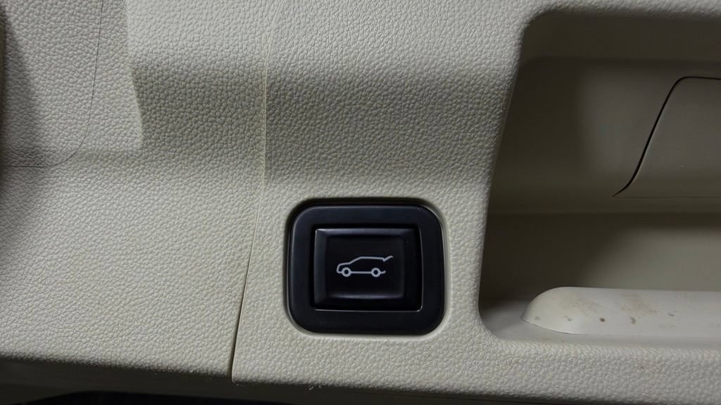 Used 2020 GMC Acadia Denali AWD/4WD image 13