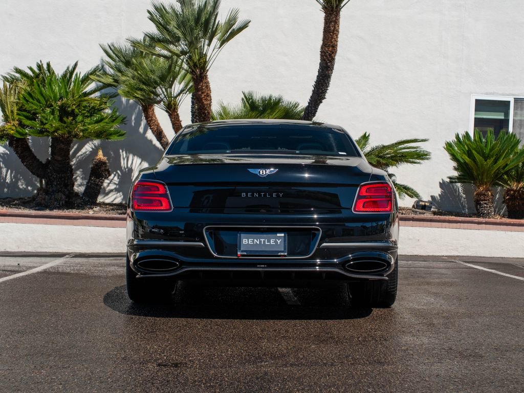 Used 2025 Bentley Flying Spur Plug-In Hybrid AWD/4WD image 14