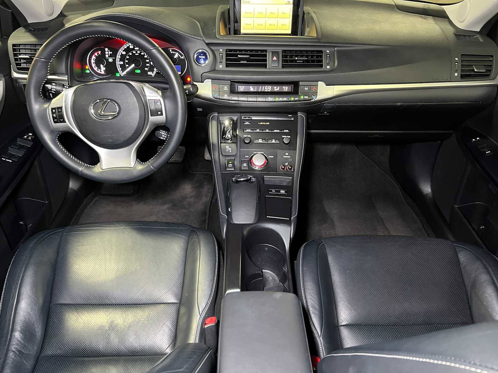 Used 2011 Lexus CT 200h Premium image 38