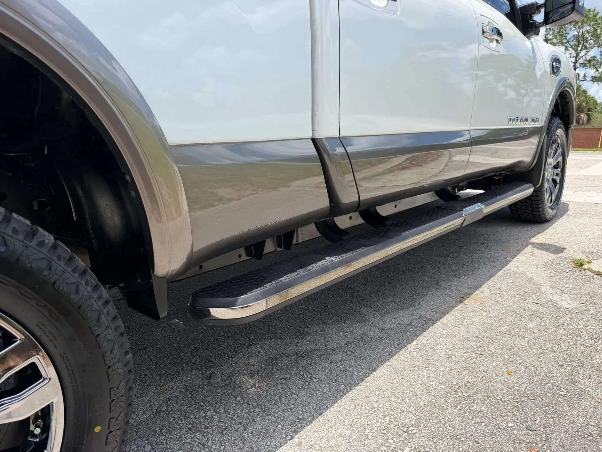Used 2017 Nissan Titan Platinum Reserve AWD/4WD image 39