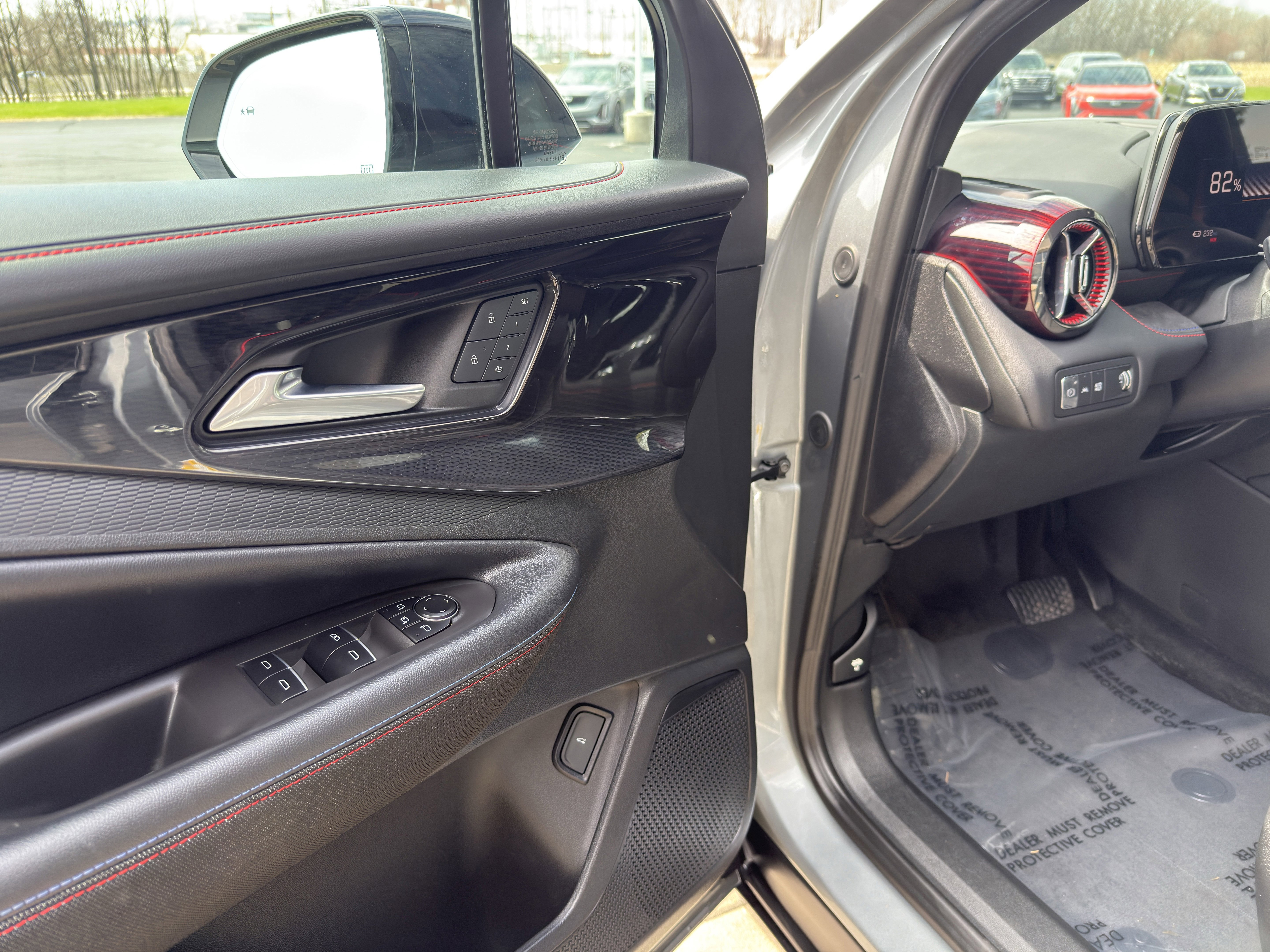 Used 2025 Chevrolet Blazer EV RS AWD/4WD image 13