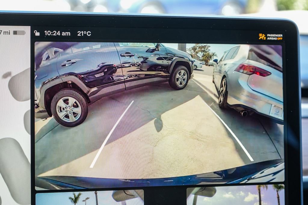 Used 2023 Tesla Model 3 Performance image 26