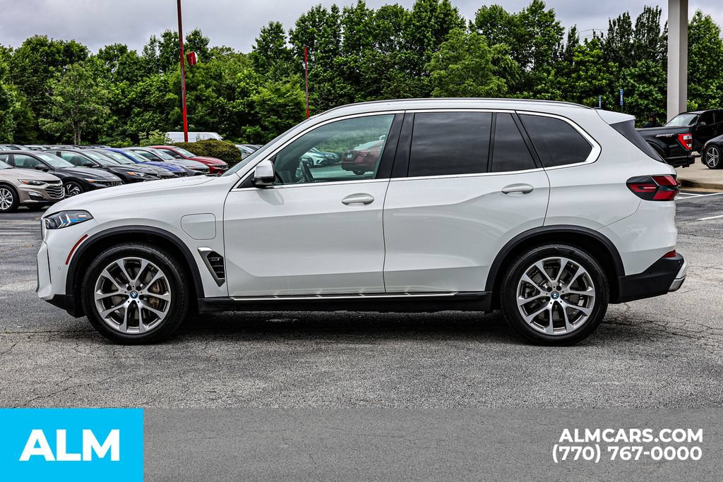 Used 2024 BMW X5 xDrive50e AWD/4WD image 8