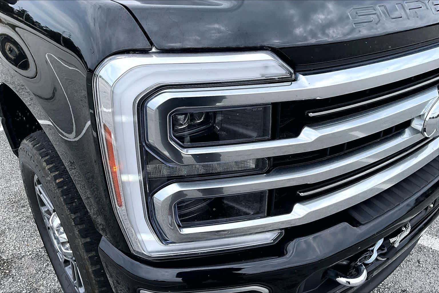 Used 2024 Ford F250 Limited AWD/4WD image 28