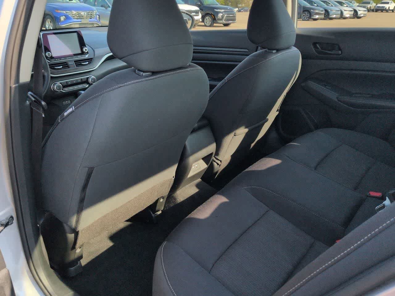 Used 2024 Nissan Altima 2.5 SV AWD/4WD image 18