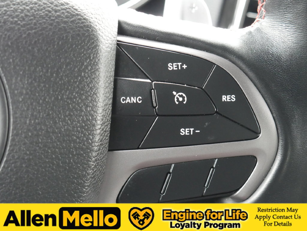 Used 2021 Jeep Grand Cherokee Trailhawk AWD/4WD image 27