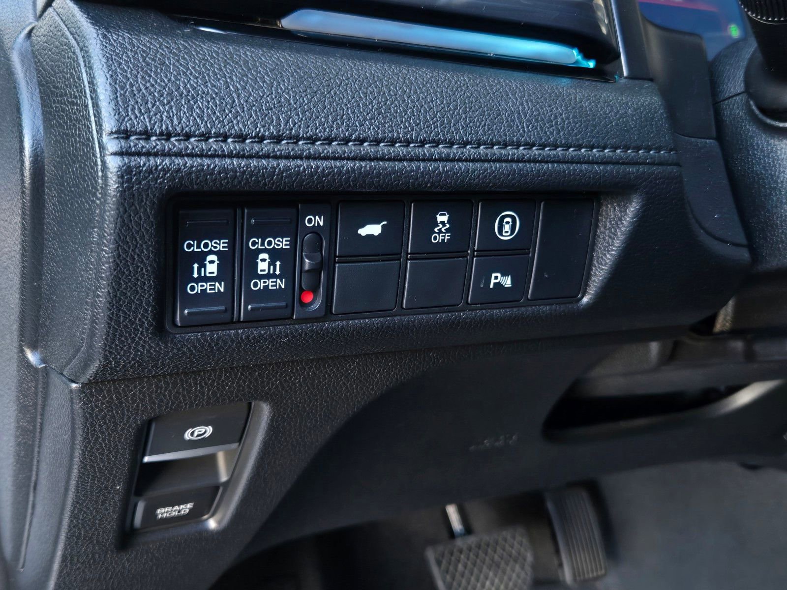 Used 2022 Honda Odyssey Elite image 19