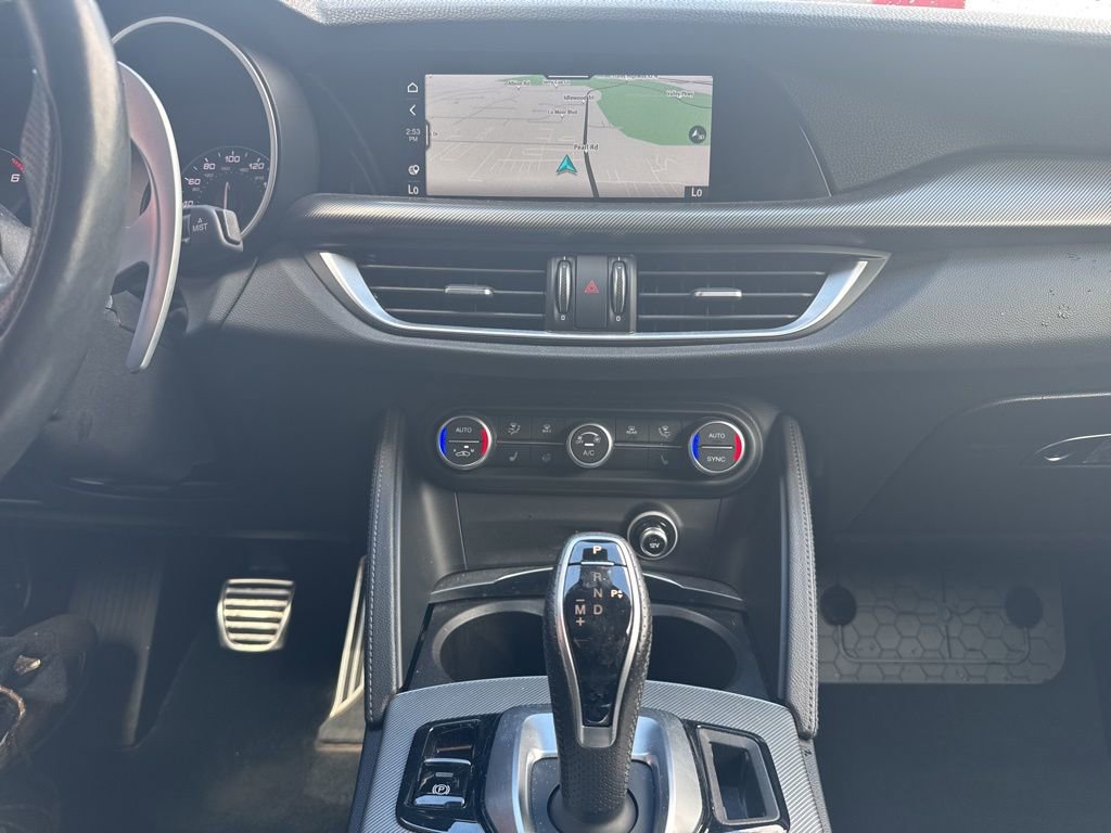 Used 2022 Alfa Romeo Stelvio Veloce image 41