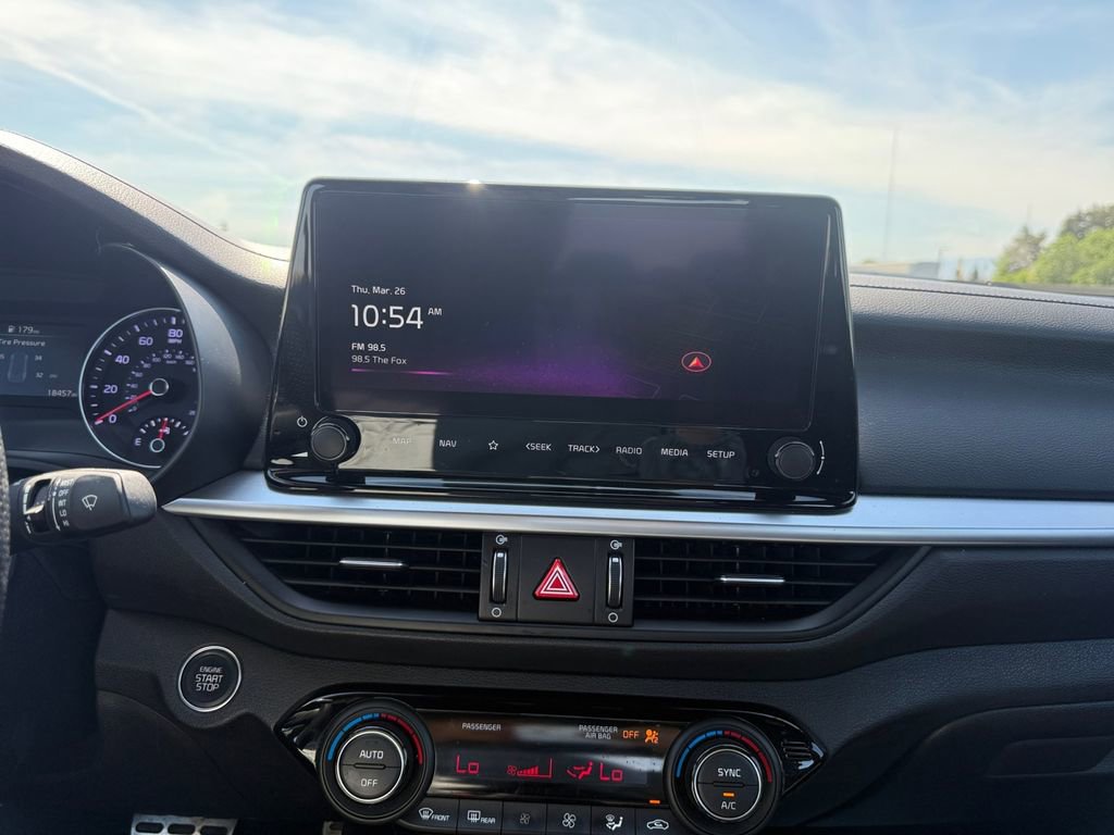 Used 2023 Kia Forte GT-Line image 21