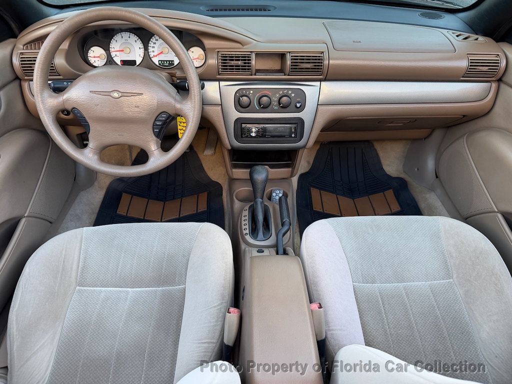 Used 2004 Chrysler Sebring GTC FWD image 11