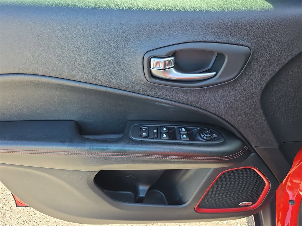 Used 2020 Jeep Compass Trailhawk w/ Advanced Safety Group image 19