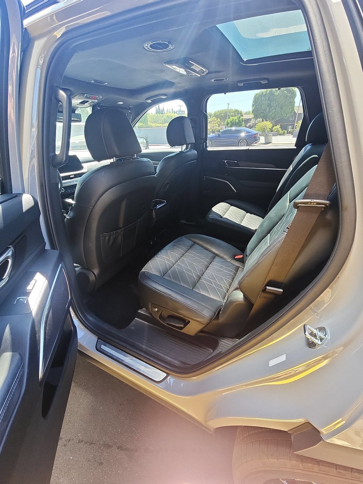 Certified 2024 Kia Telluride SX Prestige X-Line AWD/4WD image 7