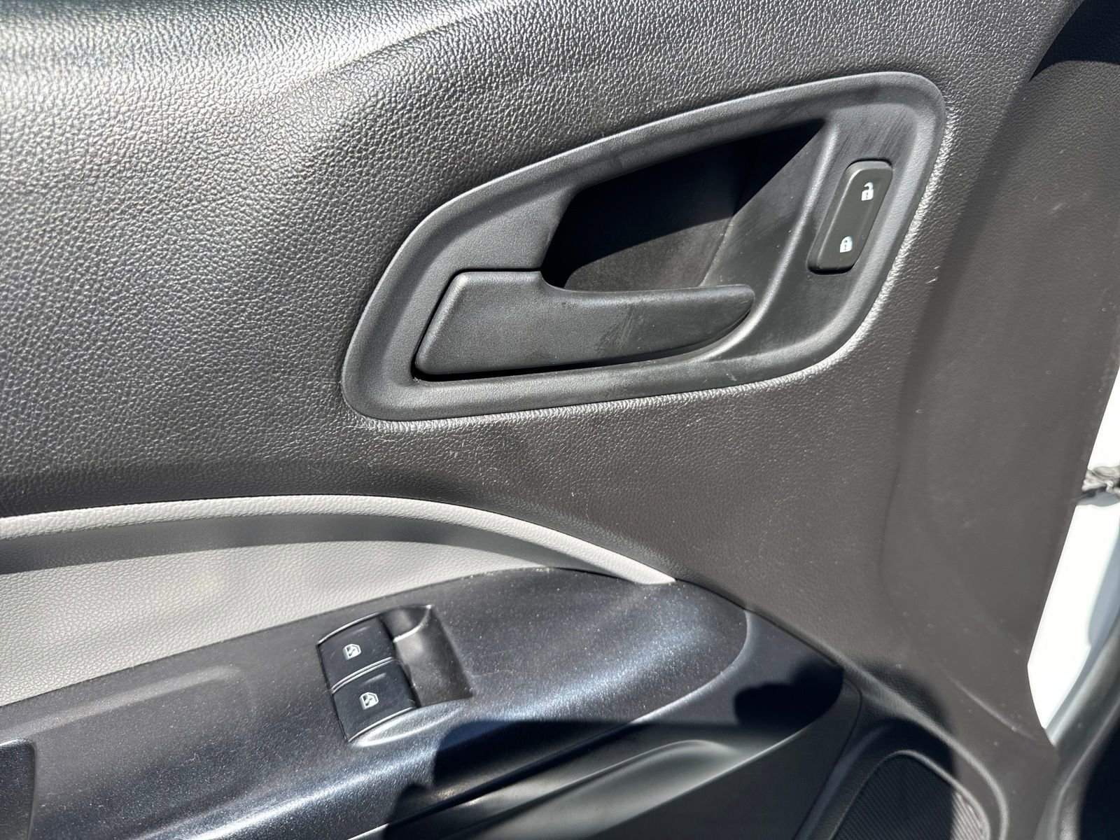 Used 2017 Chevrolet Colorado W/T image 15