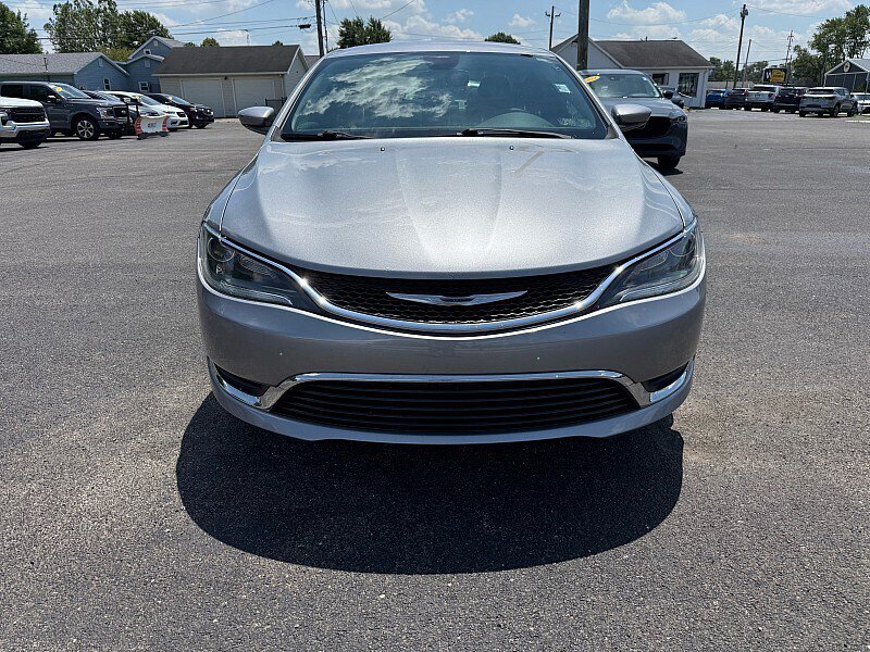 Used 2016 Chrysler 200 Limited FWD image 11