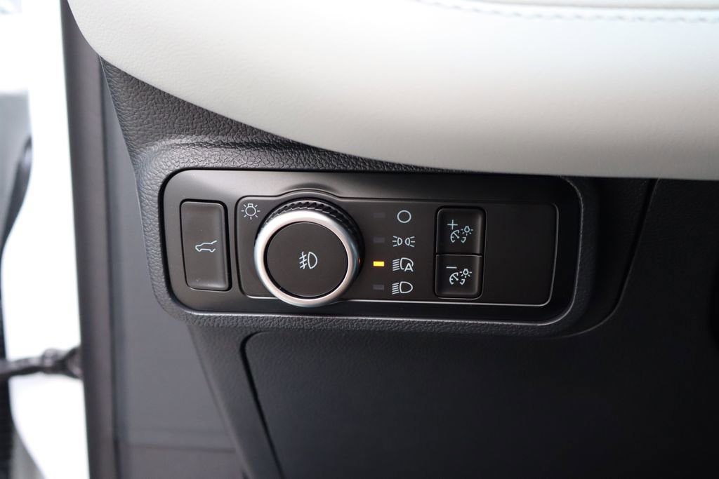 New 2026 Ford Explorer Platinum AWD/4WD image 32