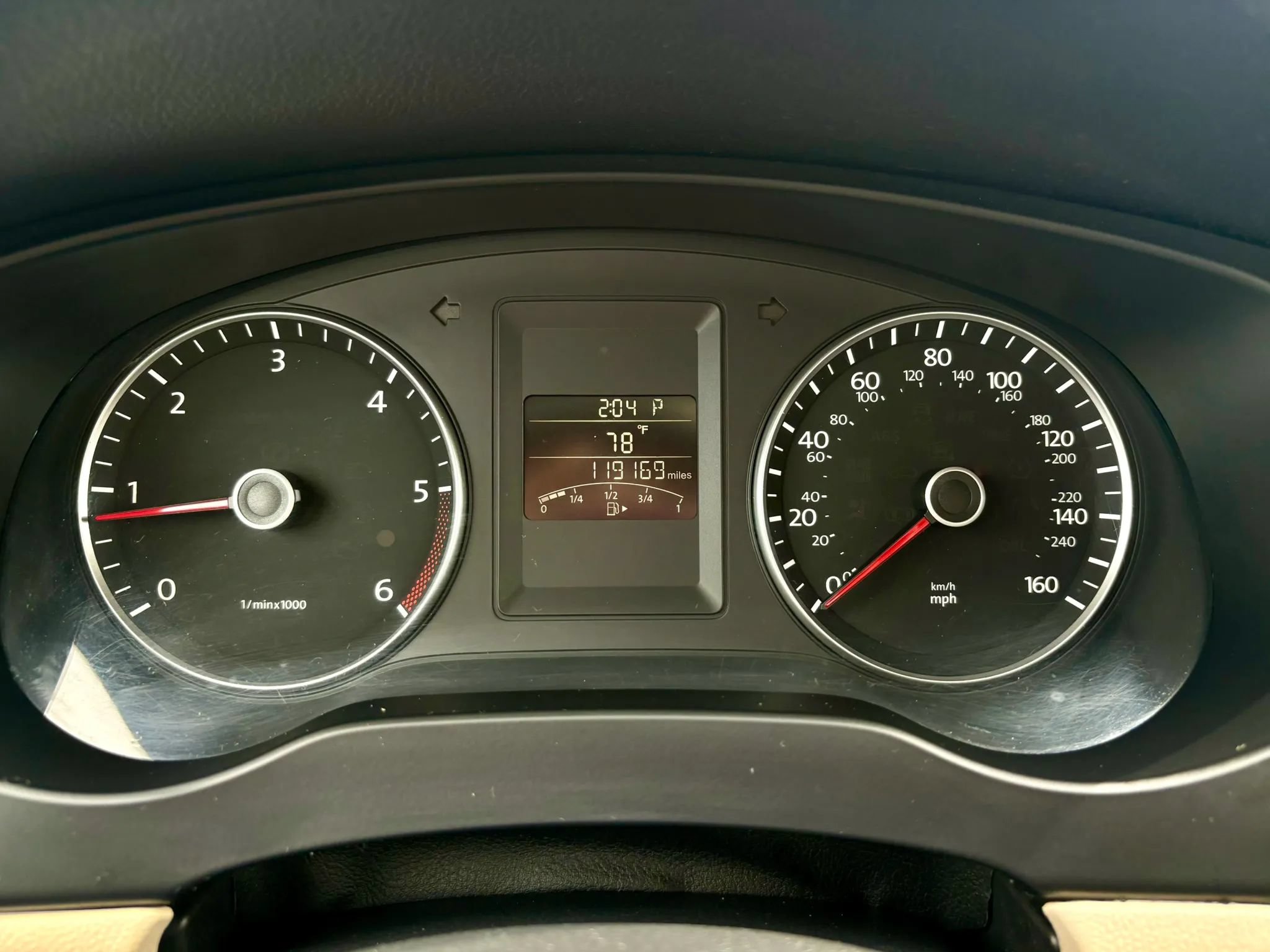 Used 2013 Volkswagen Jetta TDI FWD image 30