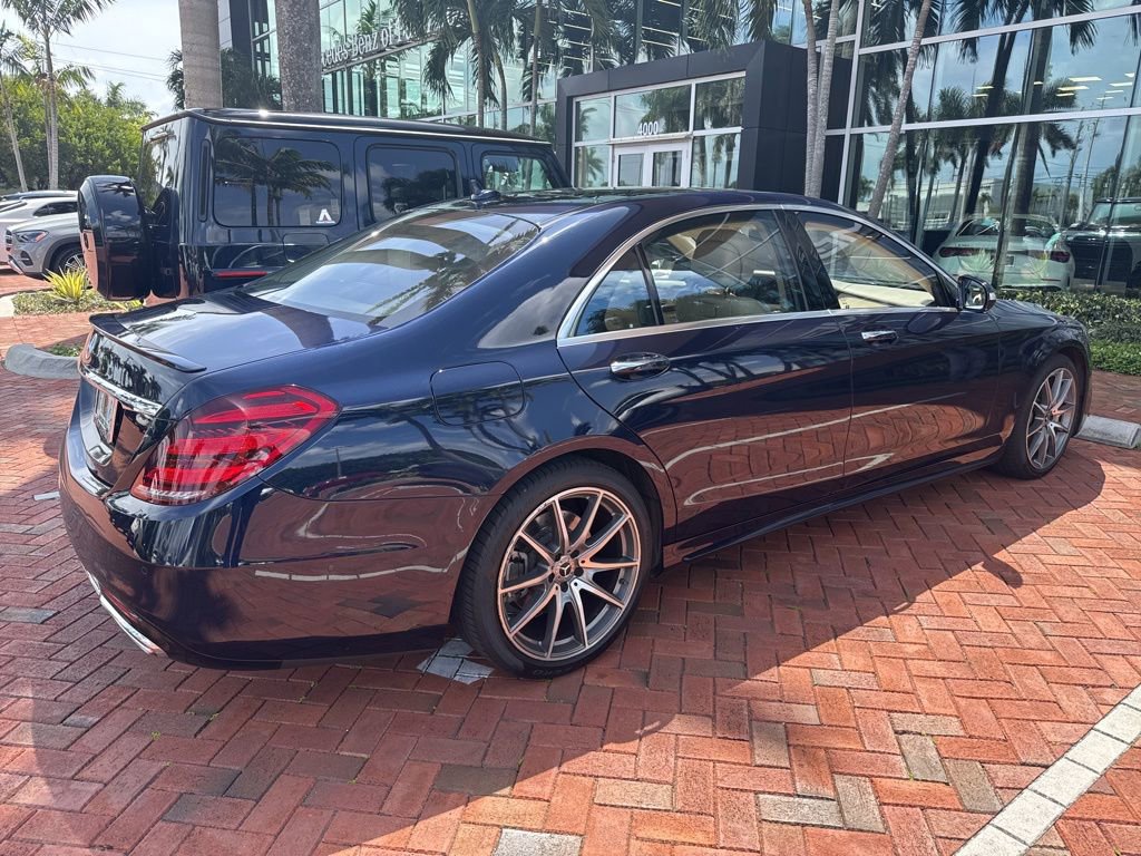 Used 2019 Mercedes-Benz S 560 Sedan image 11