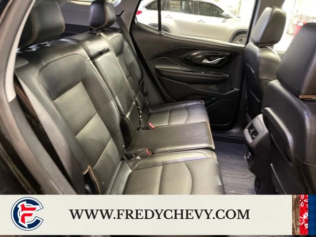 Used 2022 GMC Terrain AT4 w/ Tech Package image 32