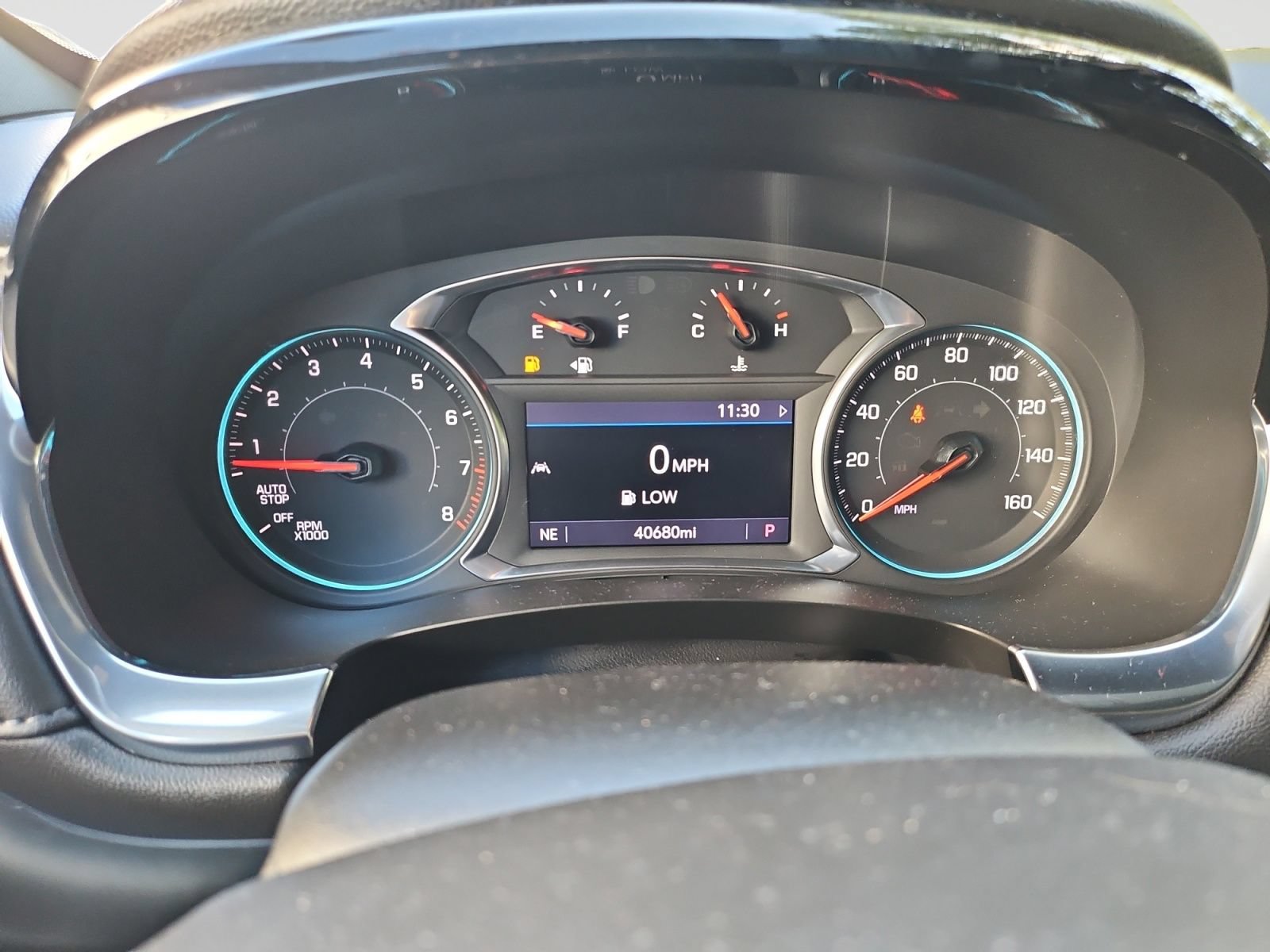Used 2022 Chevrolet Traverse LT FWD image 27