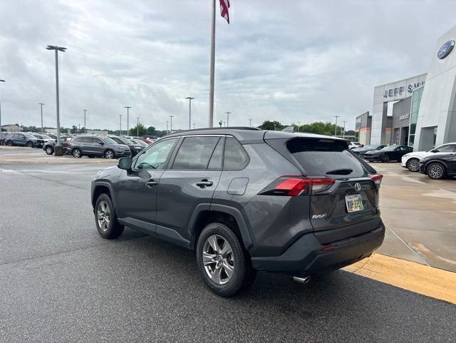 Used 2024 Toyota RAV4 XLE AWD/4WD image 3