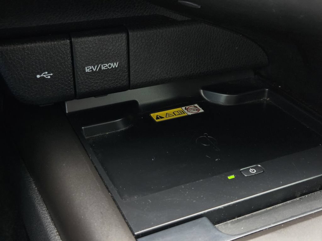 Used 2023 Toyota Camry XLE FWD image 24