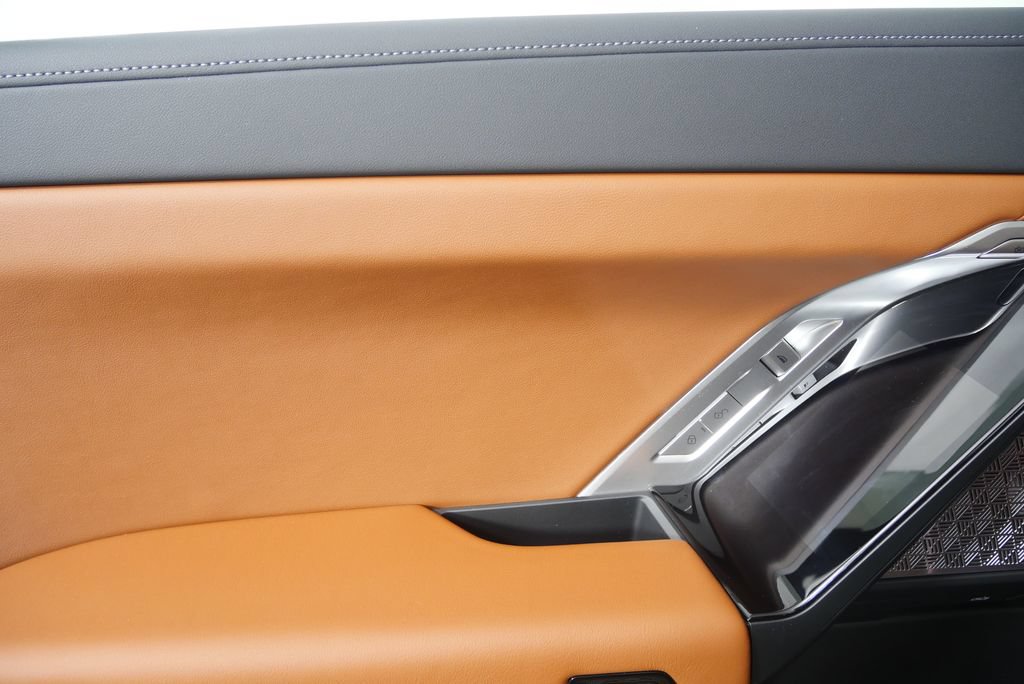 New 2026 BMW i7 eDrive50 w/ Executive Package RWD image 13