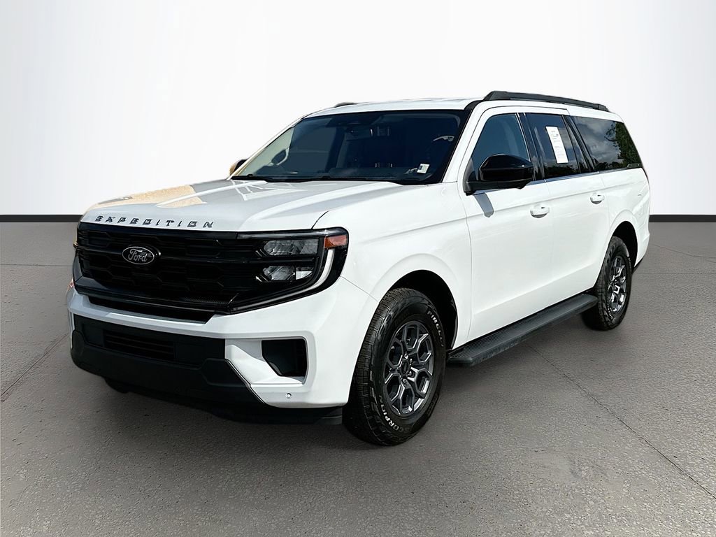 Used 2025 Ford Expedition Max Active image 3