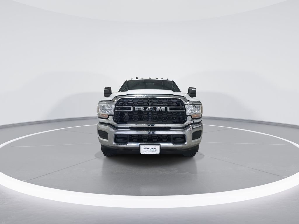 Used 2023 RAM 3500 Tradesman image 3