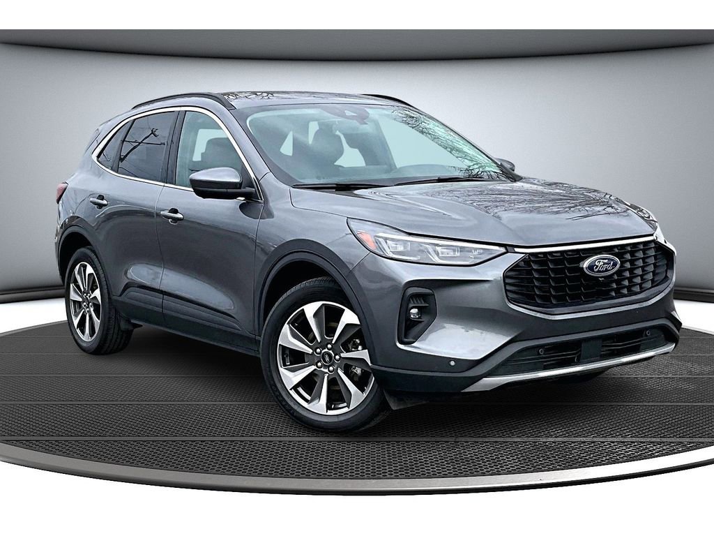 Used 2024 Ford Escape Platinum AWD/4WD image 12