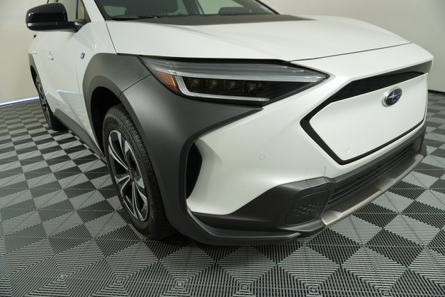 Used 2024 Subaru Solterra Premium w/ Premium Package image 9