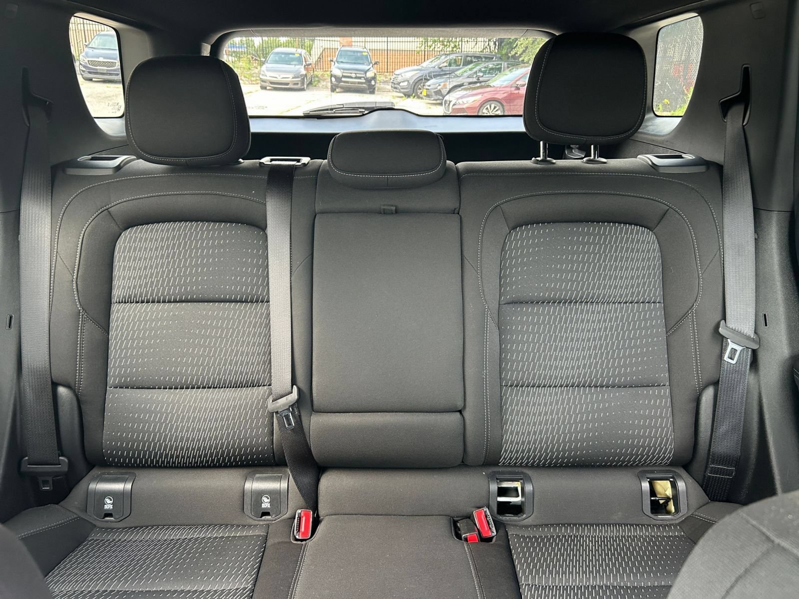 Used 2025 Chevrolet Equinox LT FWD image 32
