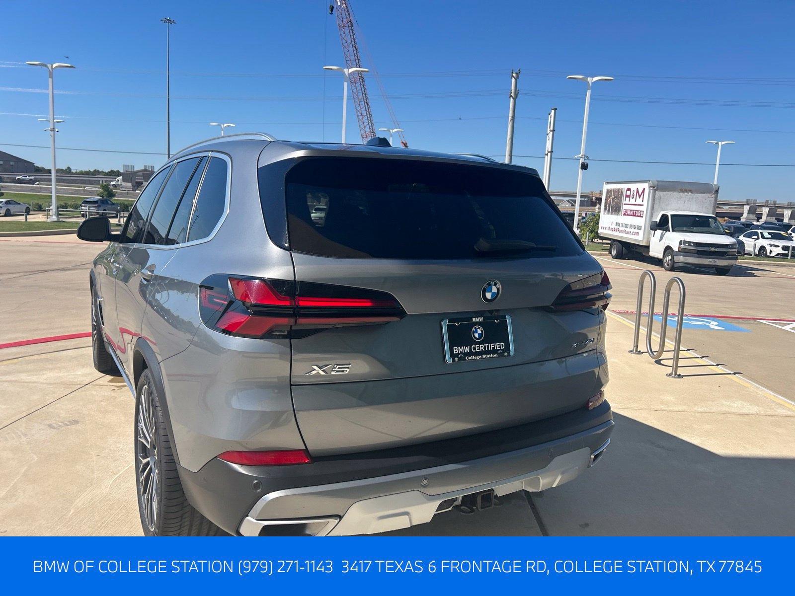 Certified 2024 BMW X5 xDrive40i w/ Parking Assistance Package AWD/4WD image 8