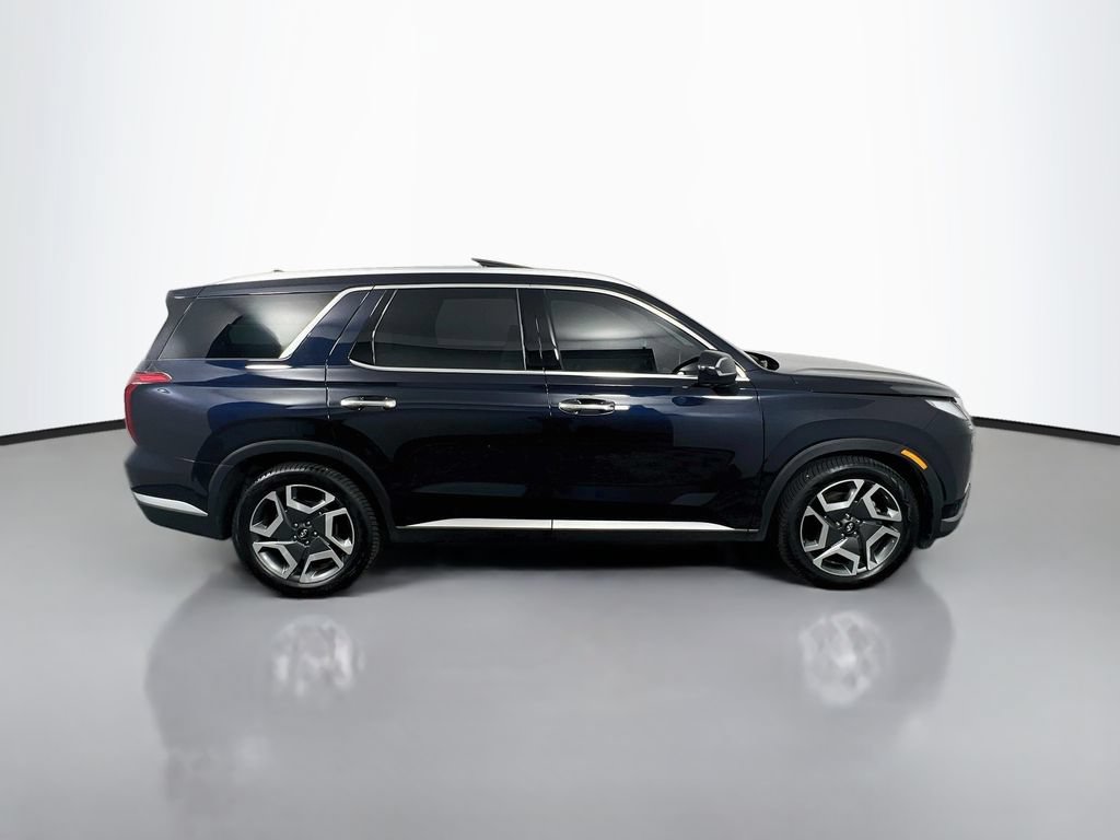 Certified 2023 Hyundai Palisade Limited w/ Cargo Package AWD/4WD image 28