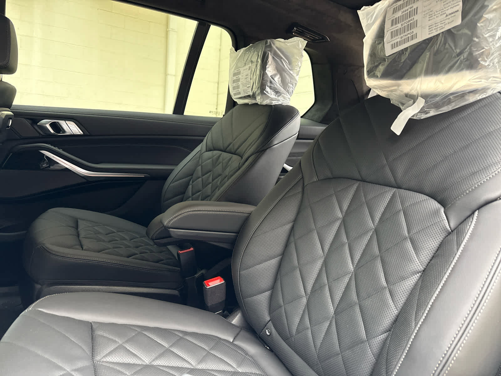 New 2026 BMW X7 xDrive40i w/ M Sport Package image 16