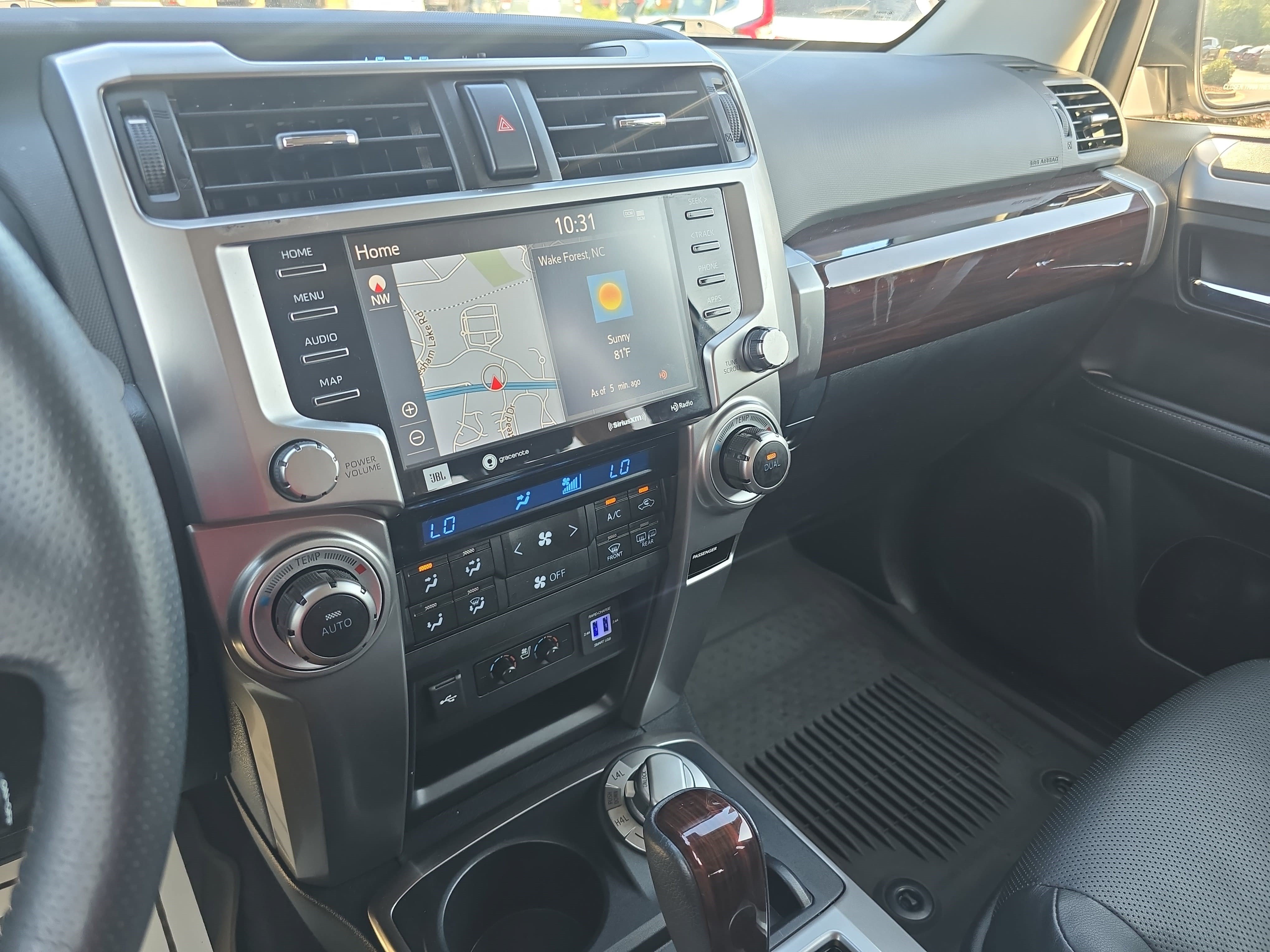 Used 2022 Toyota 4Runner Limited AWD/4WD image 19