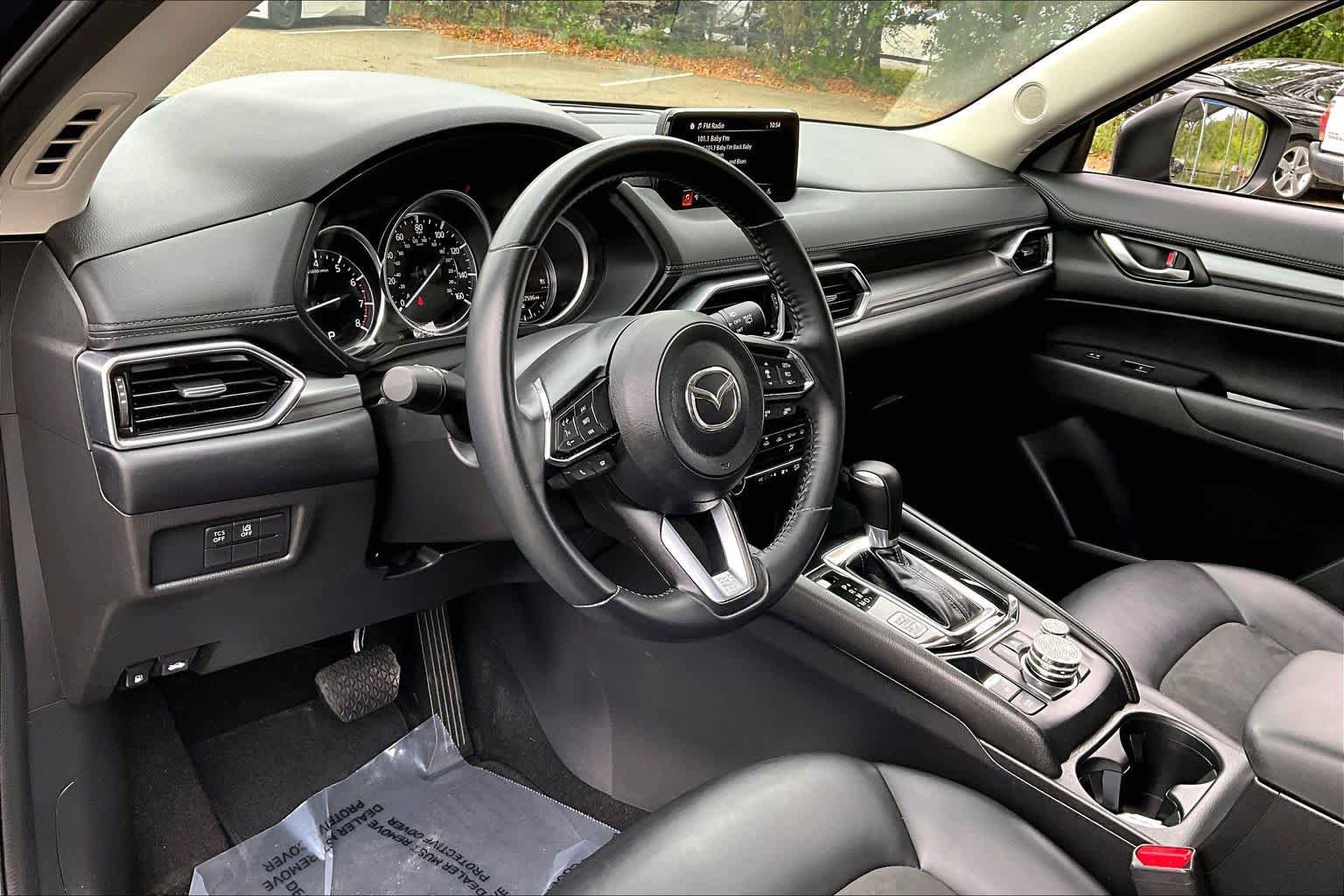 Used 2020 MAZDA CX-5 Touring image 17