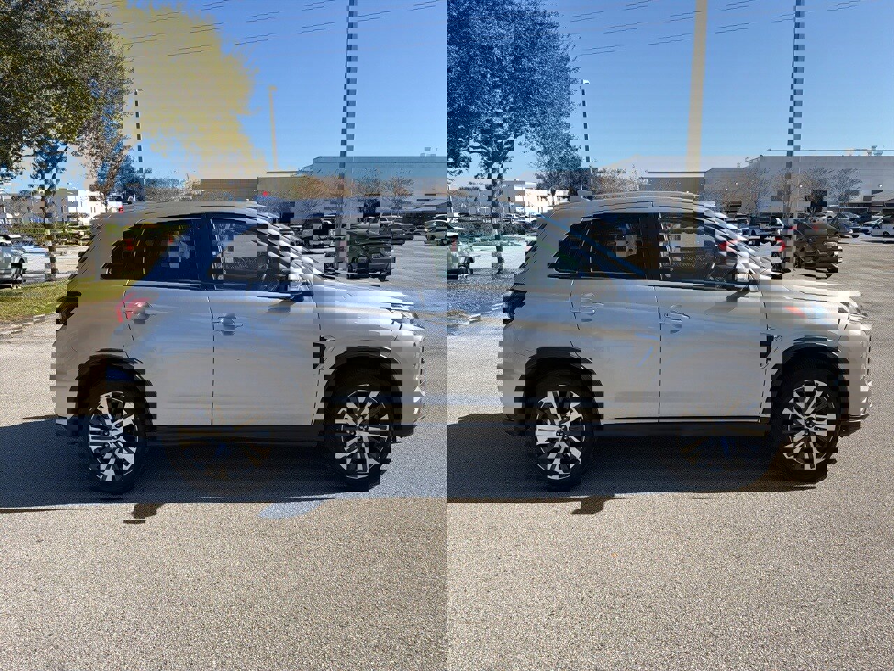 Used 2024 Mitsubishi Outlander Sport SE image 6