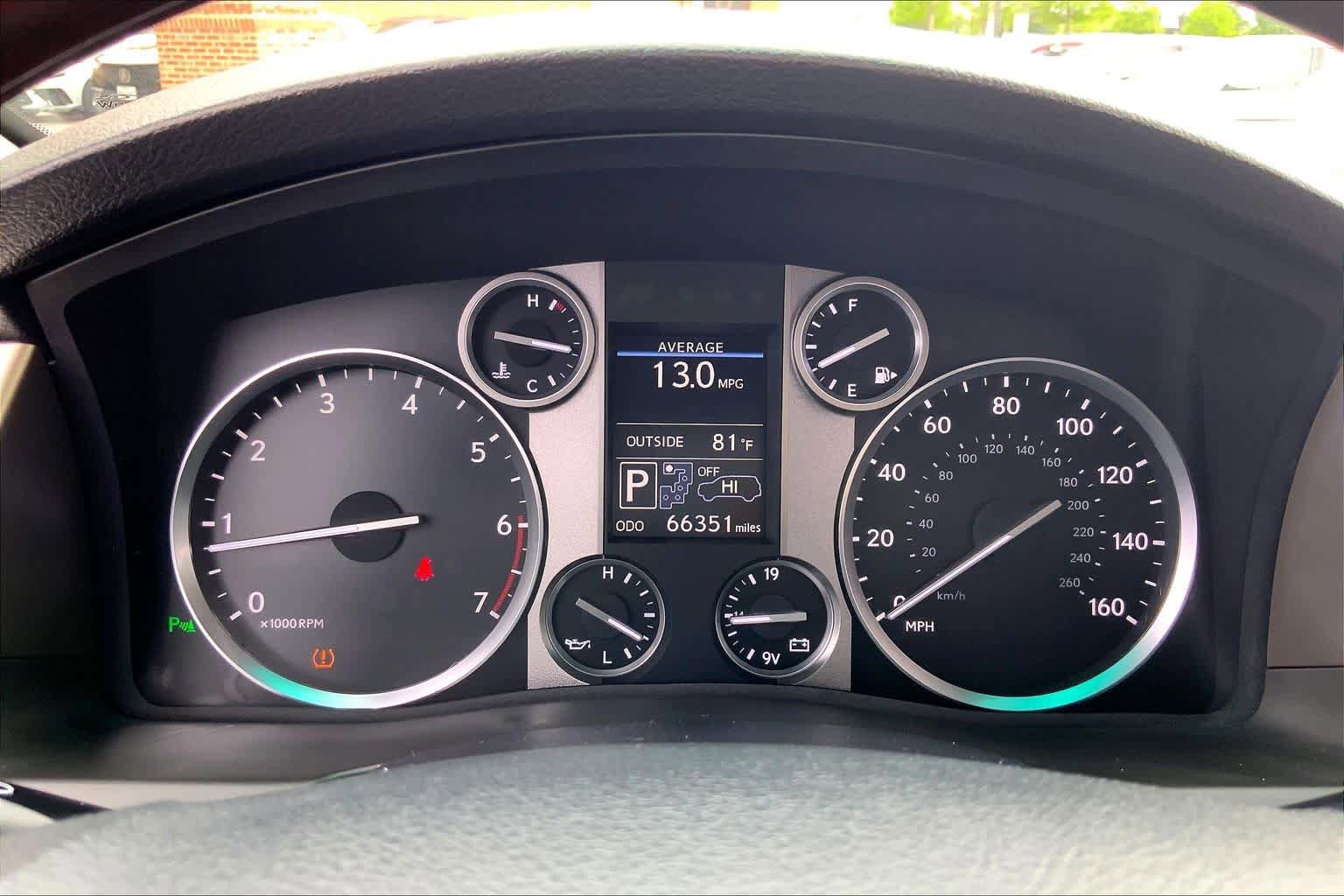 Used 2014 Lexus LX 570 4WD image 26