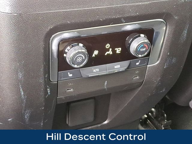 Used 2025 Chevrolet Tahoe High Country AWD/4WD image 22