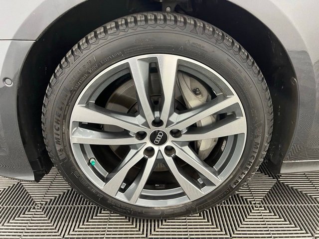 Used 2022 Audi A6 Premium Plus image 11