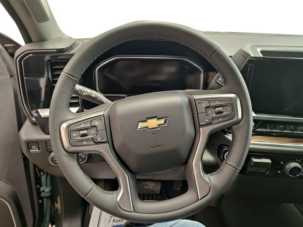 New 2026 Chevrolet Silverado 1500 LT AWD/4WD image 12