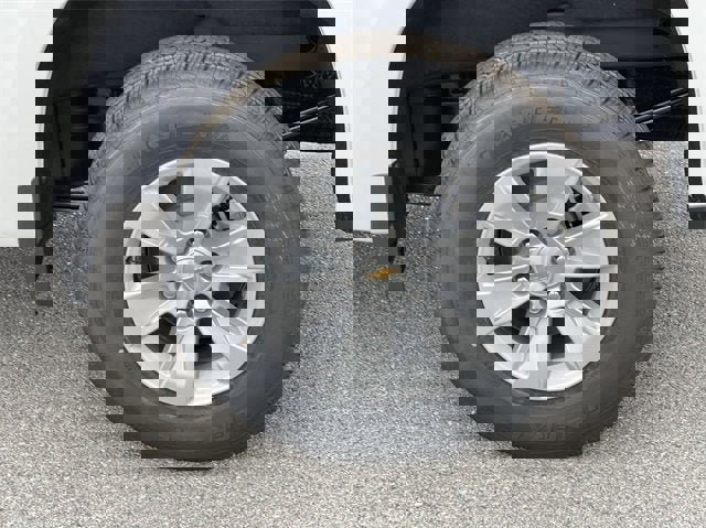 New 2025 Chevrolet Silverado 1500 LT w/ Convenience Package II image 34