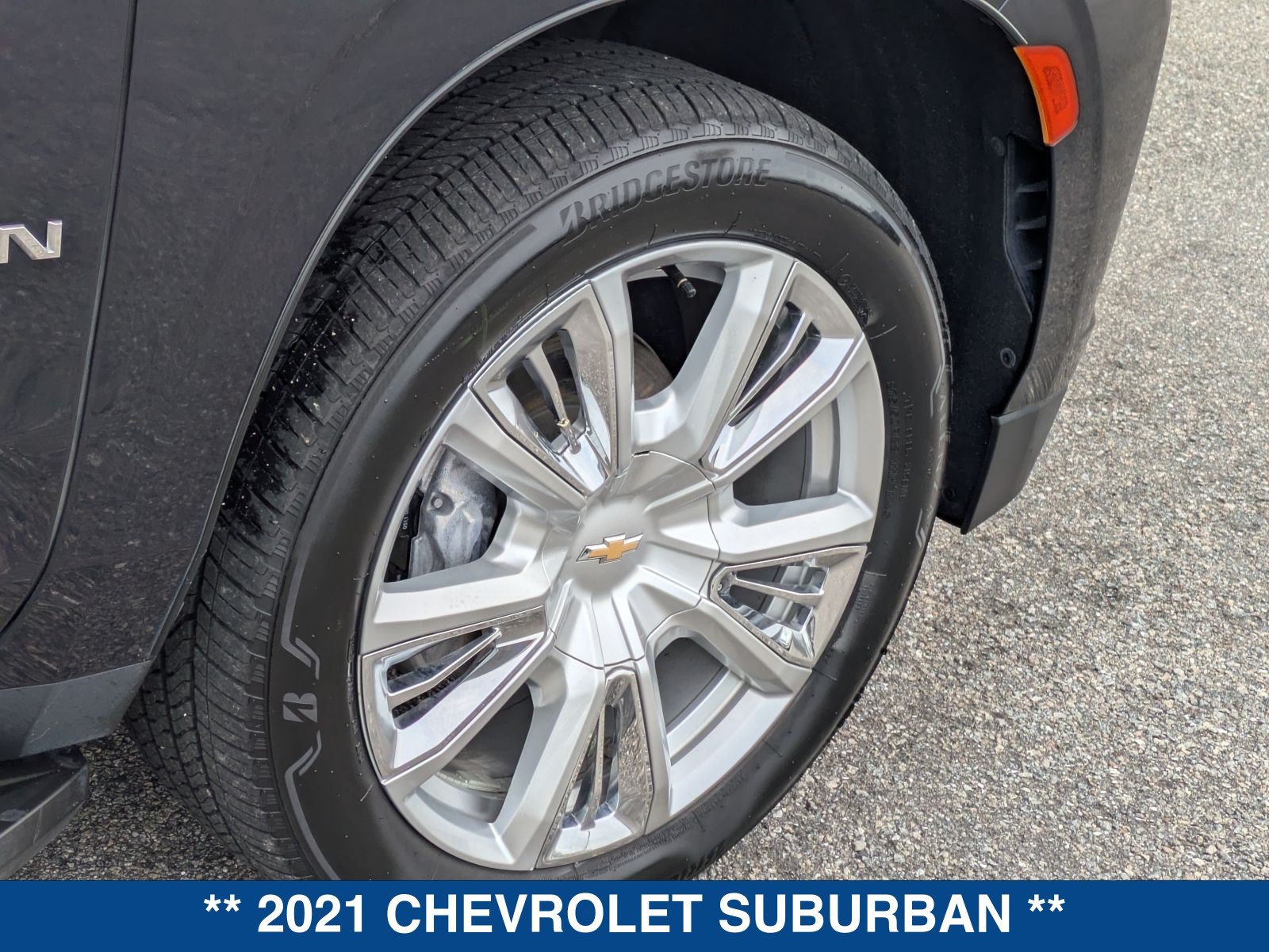 Used 2021 Chevrolet Suburban High Country AWD/4WD image 13