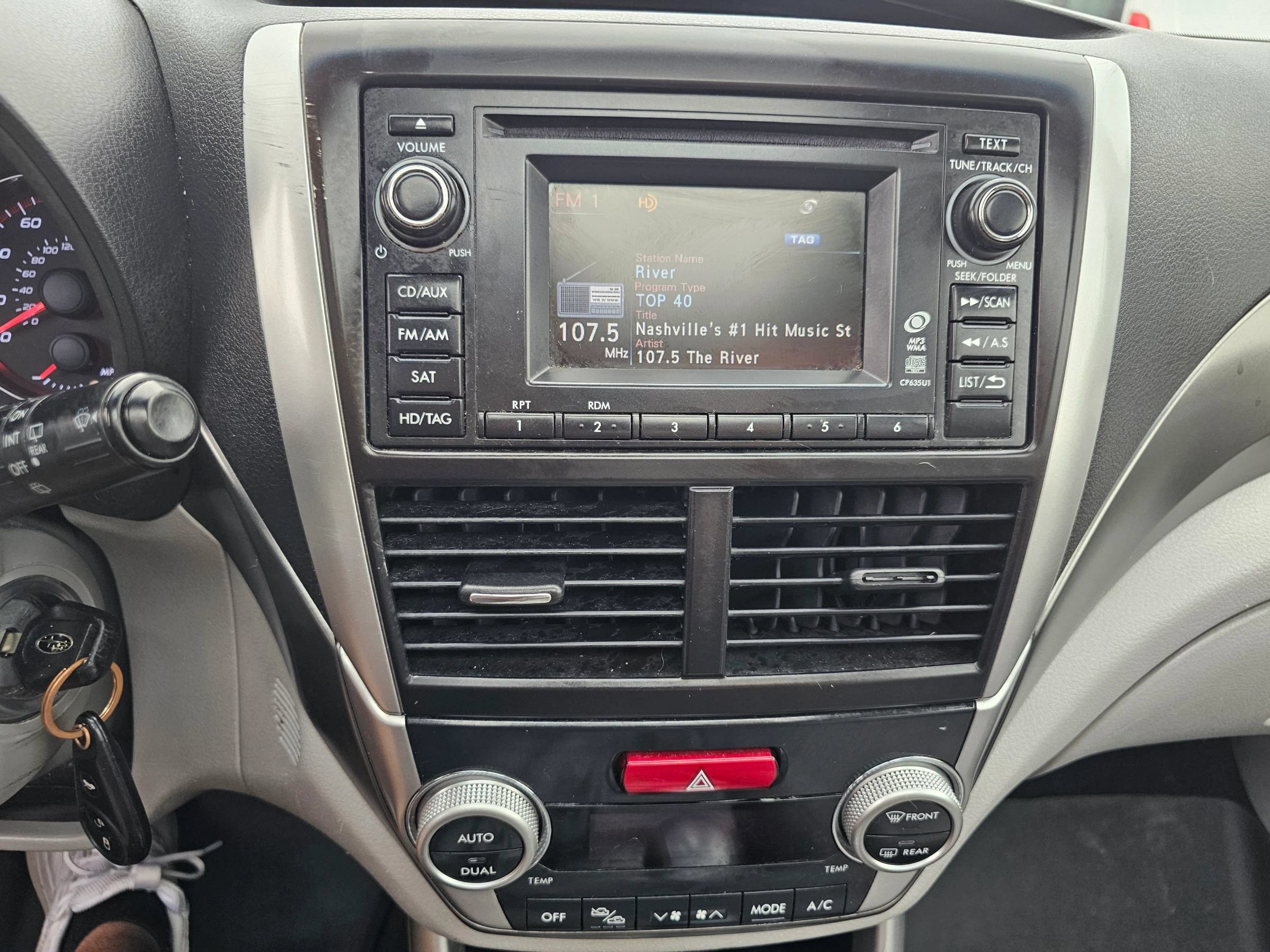 Used 2011 Subaru Forester 2.5X Touring AWD/4WD image 11