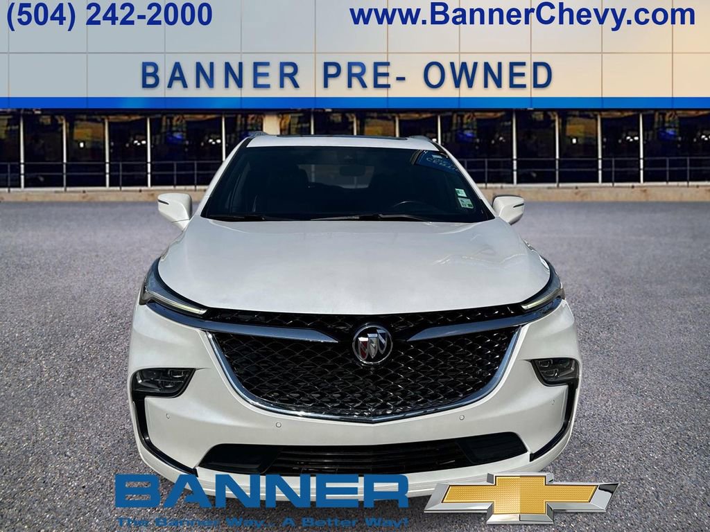 Used 2023 Buick Enclave Avenir w/ Avenir Technology Package image 2