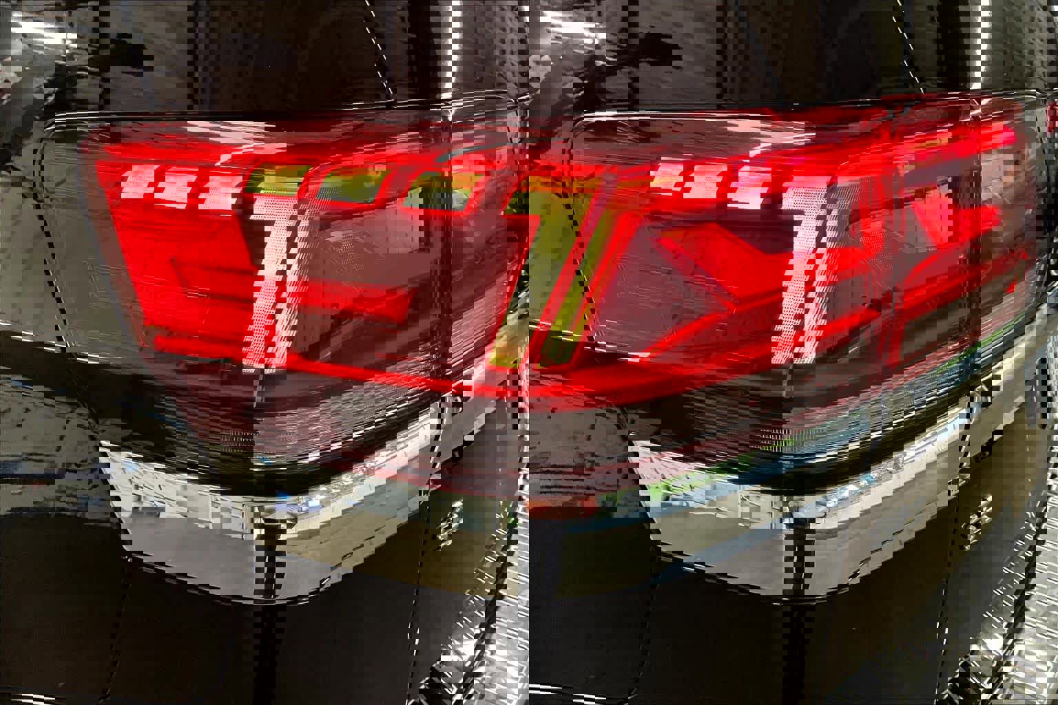 Used 2023 Volkswagen Atlas SE w/ Panoramic Sunroof Package image 32