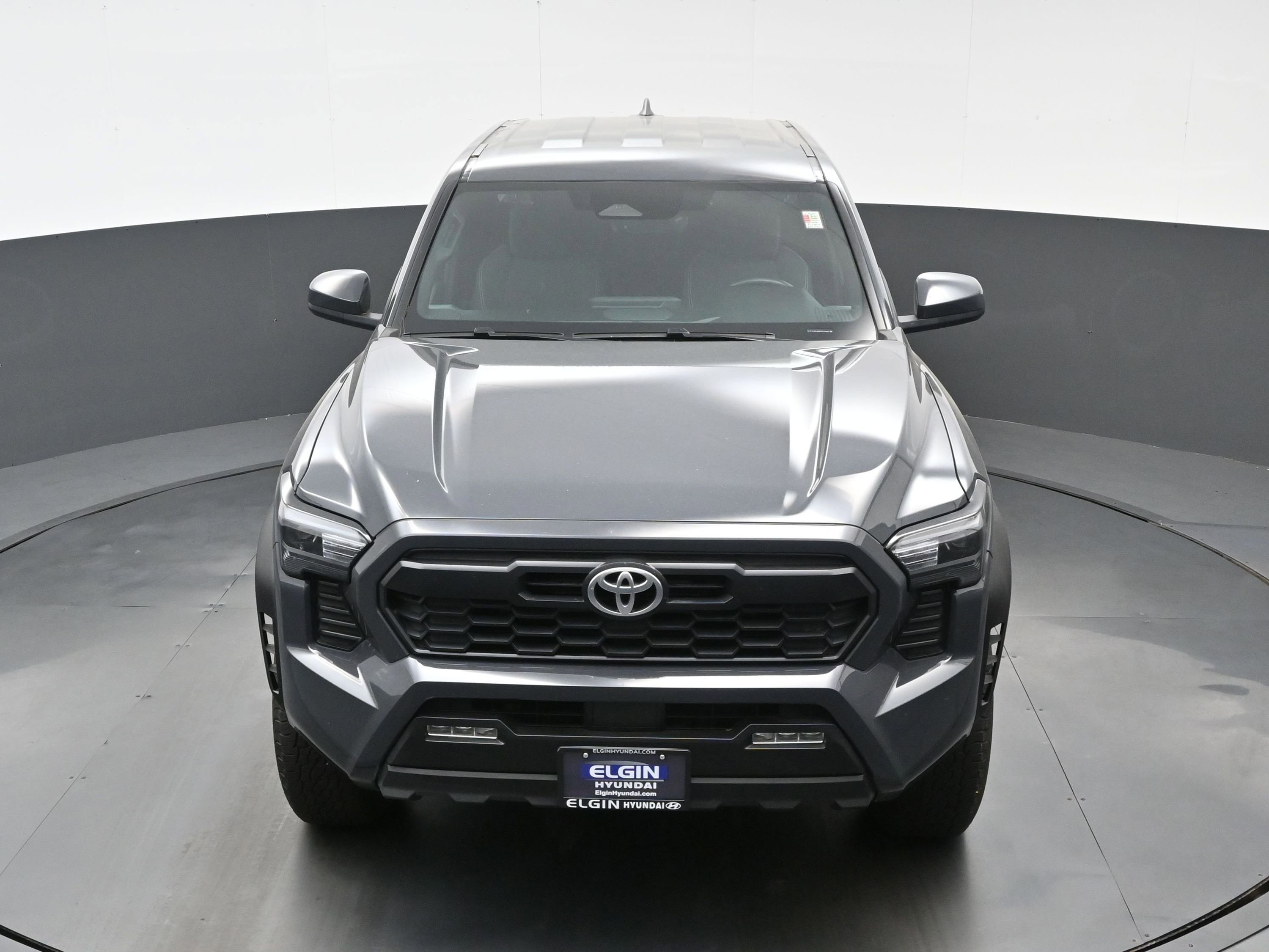 Used 2024 Toyota Tacoma TRD Off-Road image 41