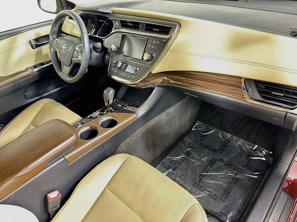Used 2013 Toyota Avalon Limited FWD image 33
