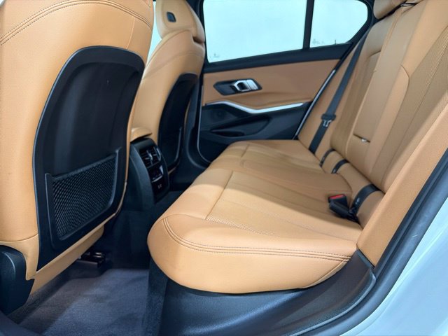 Certified 2023 BMW 330i xDrive Sedan w/ Premium Package AWD/4WD image 17